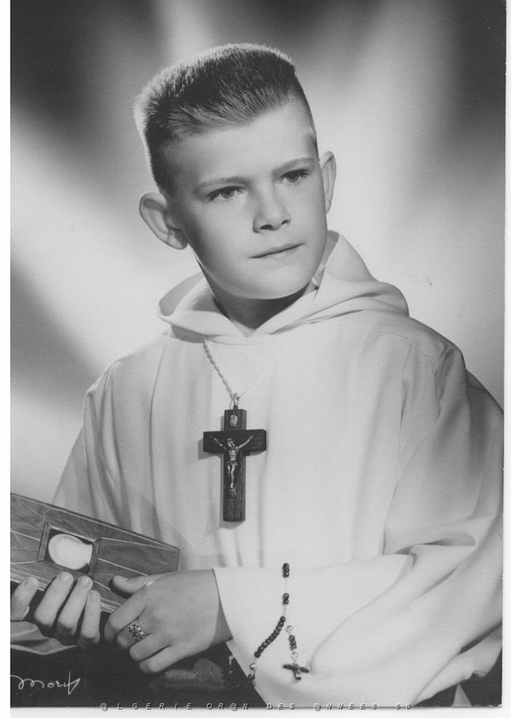 15 MA COMMUNION SOLENELLE.JPG